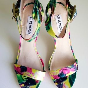 Steve Madden Marlenee size 9 Heels brand new